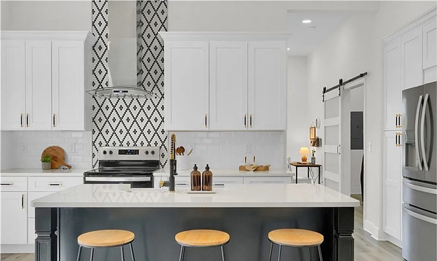Geometric Backsplash Kitchen — Kitchens by DFC Home Improvement