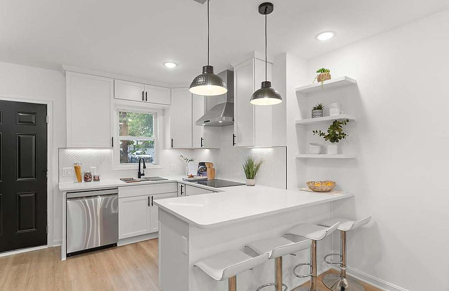 Row-Home Chef's Kitchen — Kitchens by DFC Home Improvement